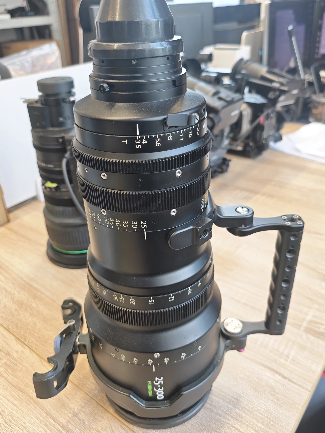 富士25-300电影镜头